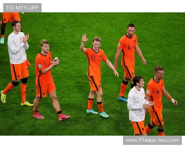 德容荷兰中场风格解析：如何辨别真实状态？数据与偏见之战